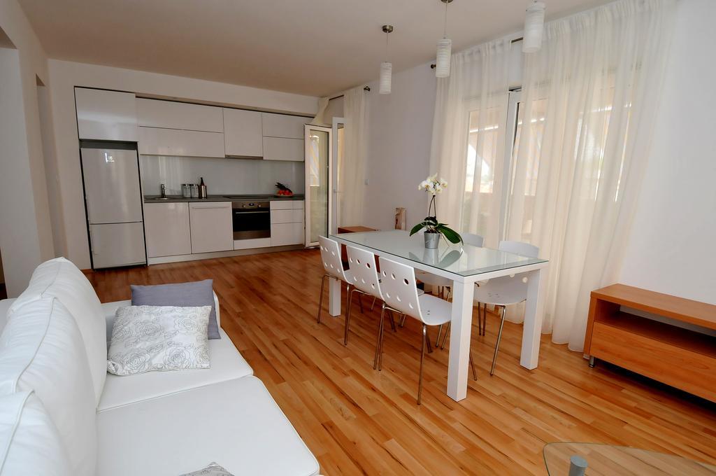 Apartments Annette Дубровник Екстериор снимка